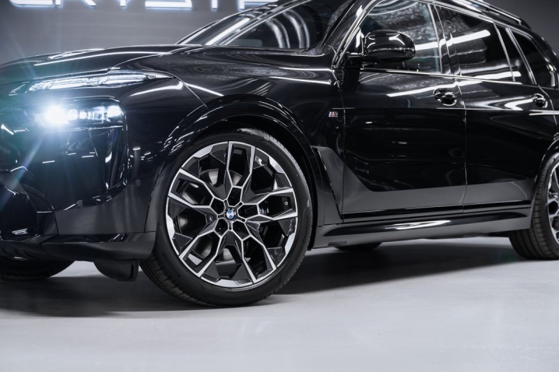 BMW X7 40d - 2026