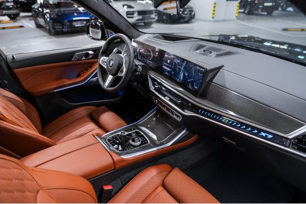 BMW X7 G07 рестайлинг (2022—2026) M Sport Pro - 2026