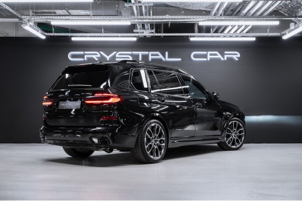 BMW X7 G07 рестайлинг (2022—2026) M Sport Pro - 2026