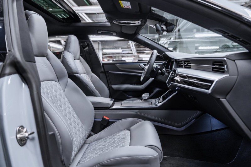 Audi A7 45 TFSI quattro S-line Farsighted - 2025