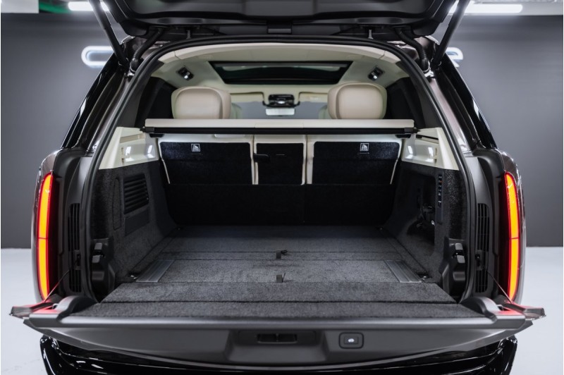 Land Rover Range Rover V — 2026