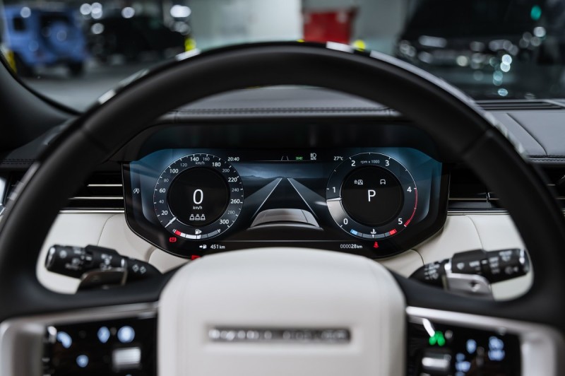 Land Rover Range Rover V — 2026