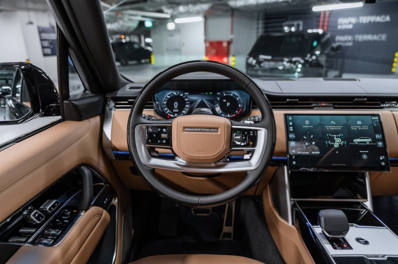 Land Rover Range Rover V — 2026