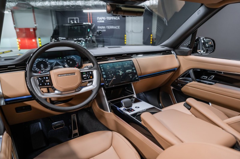 Land Rover Range Rover V — 2026