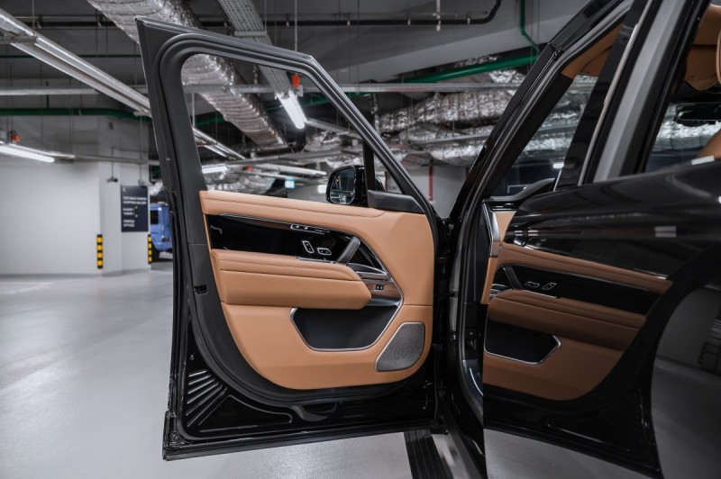 Land Rover Range Rover V — 2026