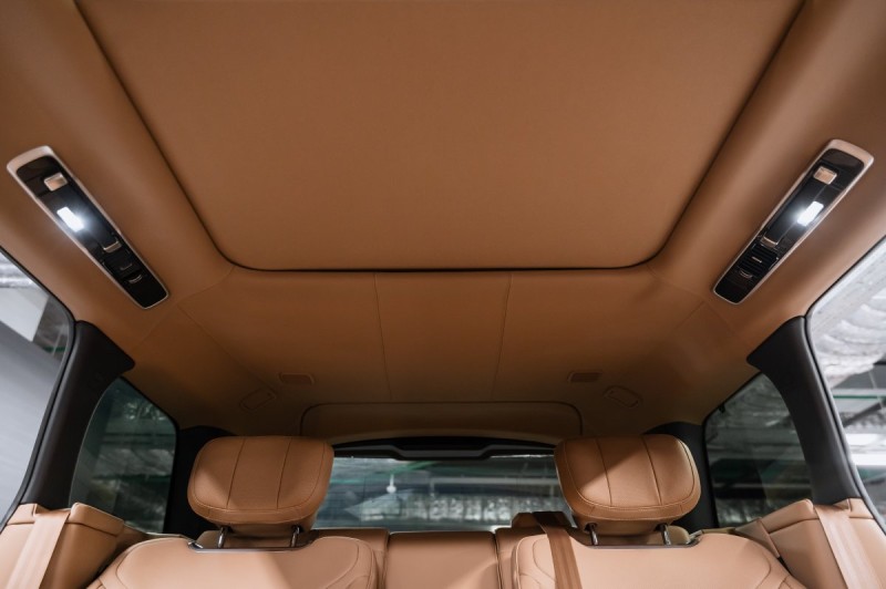 Land Rover Range Rover V — 2026