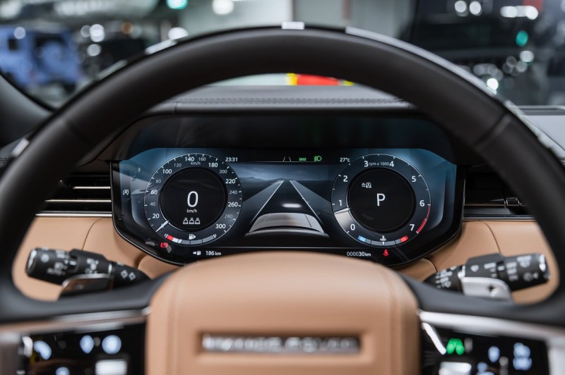 Land Rover Range Rover V — 2026