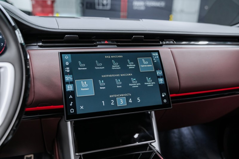 Land Rover Range Rover V — 2026