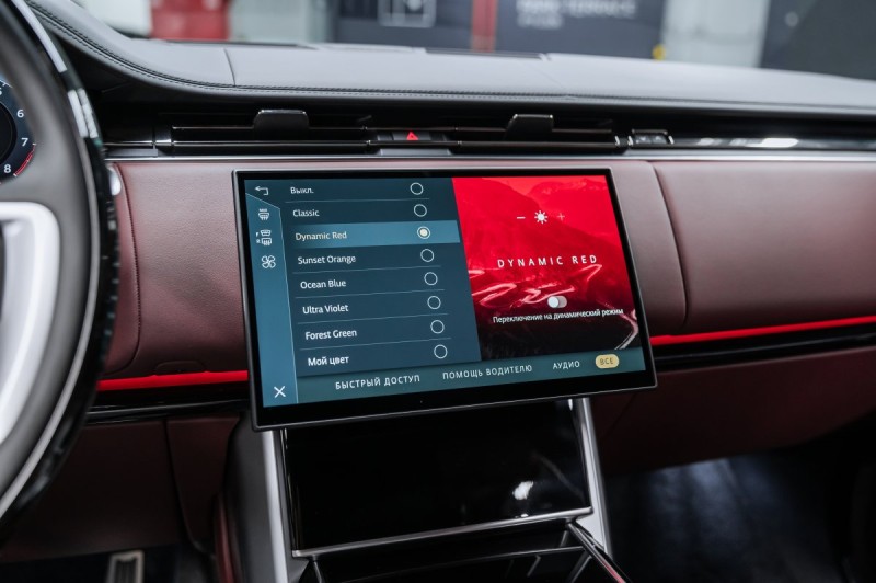 Land Rover Range Rover V — 2026