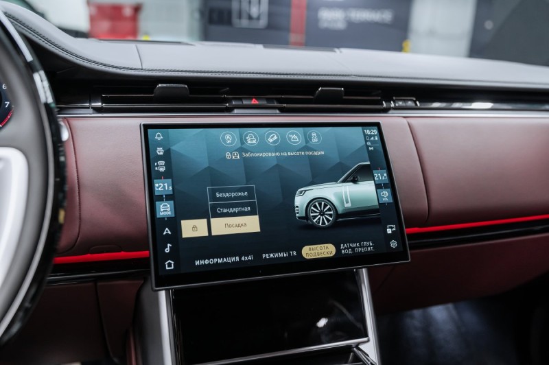 Land Rover Range Rover V — 2026