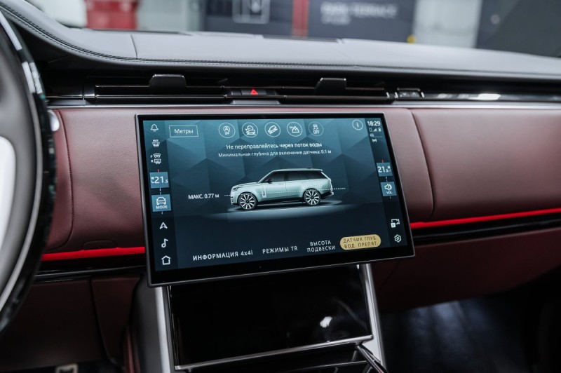 Land Rover Range Rover V — 2026