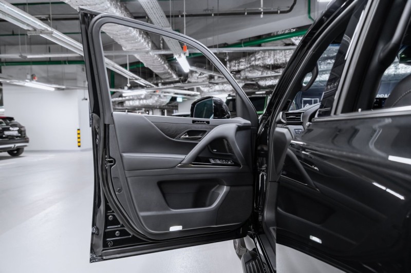 2025 Lexus LX Boundary