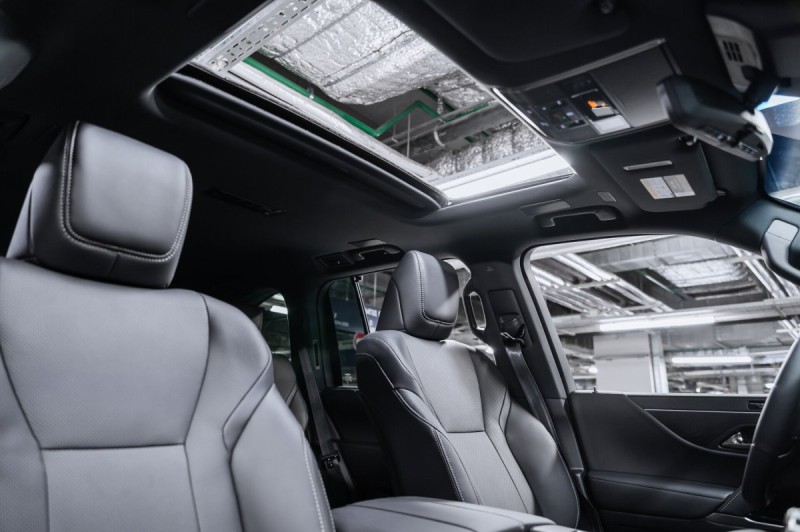2025 Lexus LX Boundary
