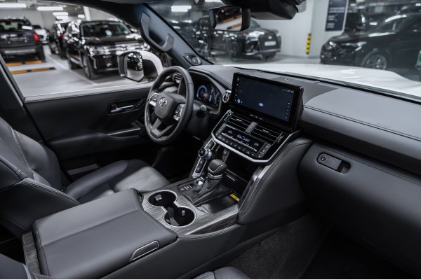 Toyota Land Cruiser 300 рестайлинг (2025—2026) Premium - 2026