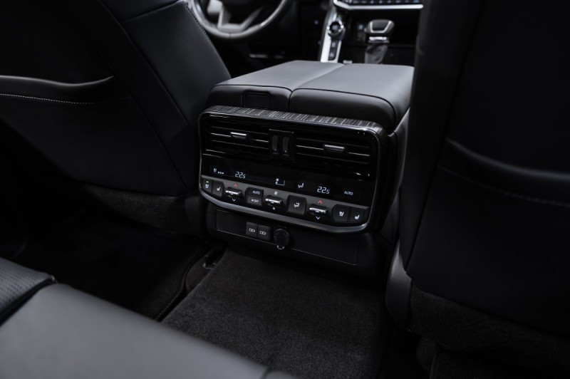 Toyota Land Cruiser Premium - 2026
