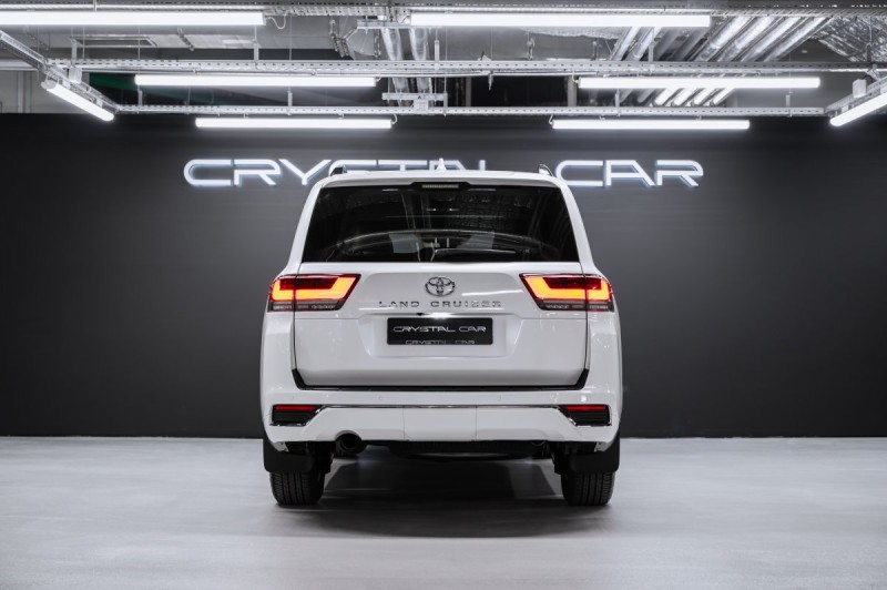 Toyota Land Cruiser Premium - 2026