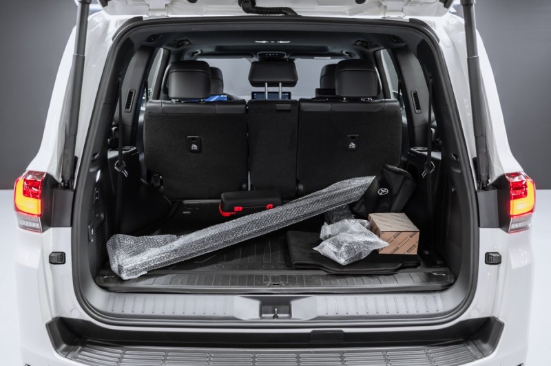 Toyota Land Cruiser Premium - 2026