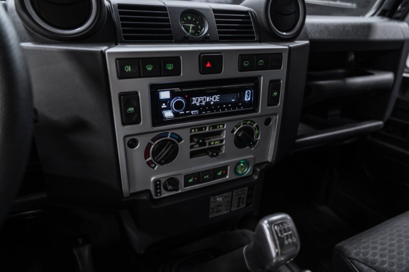Land Rover Defender - 2008