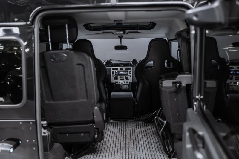 Land Rover Defender - 2008