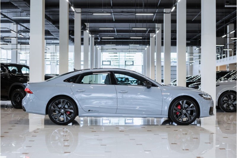 Audi A7L 45 TFSI - 2024