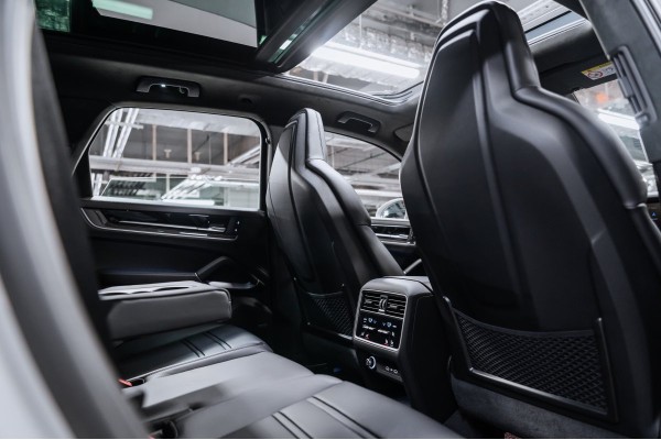Porsche Cayenne III рестайлинг (2023—2026) Cayenne - 2026