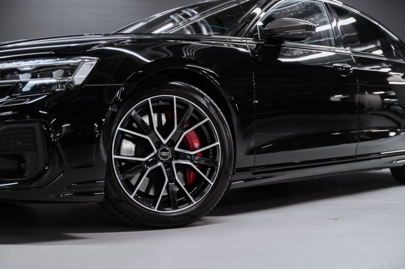 Audi S8 D5 рестайлинг — 2024