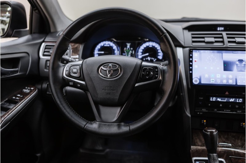 Toyota Camry Элеганс Плюс - 2016