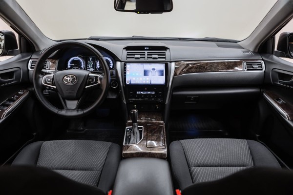 Toyota Camry XV50 рестайлинг (2014—2017) Элеганс Плюс - 2016