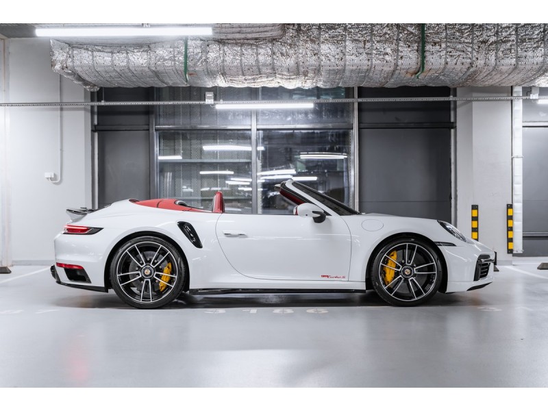 Porsche 911 Turbo S 2020