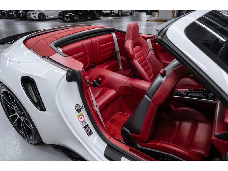 Porsche 911 Turbo S 2020