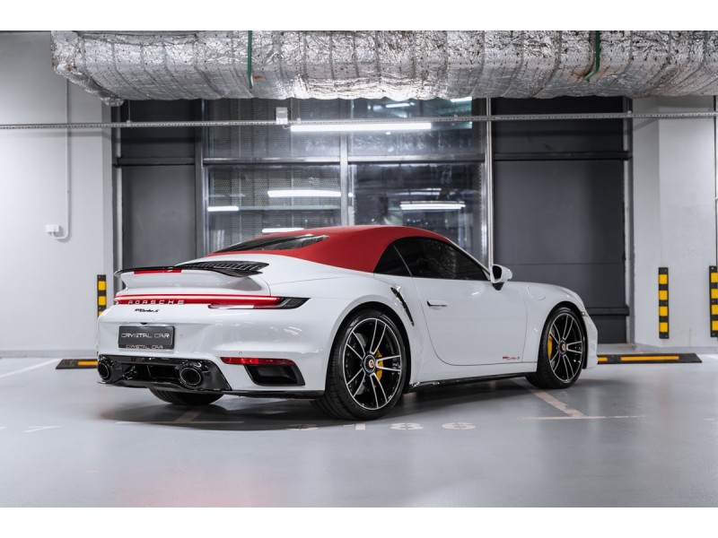 Porsche 911 Turbo S 2020