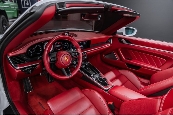 Porsche 911 Turbo S 2020