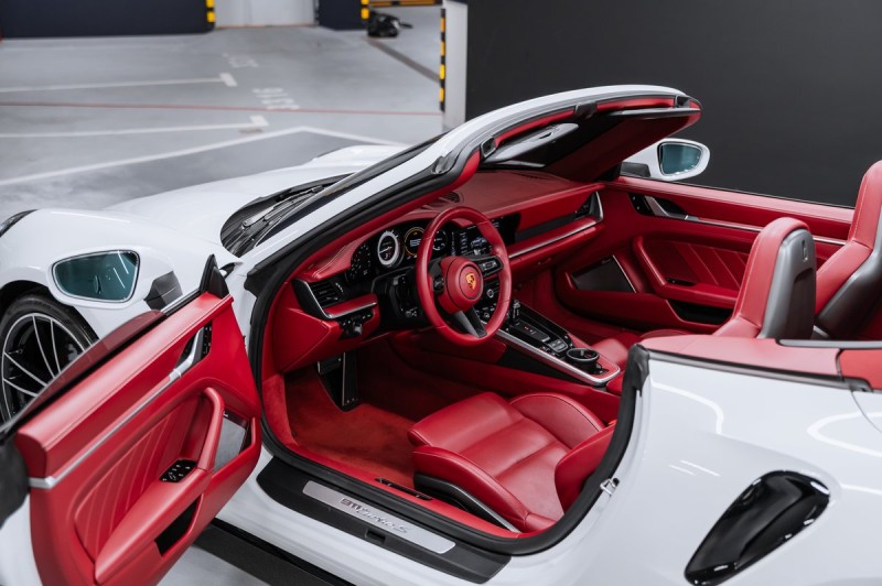Porsche 911 Turbo S 2020