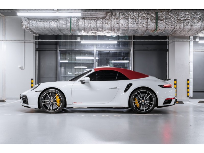 Porsche 911 Turbo S 2020