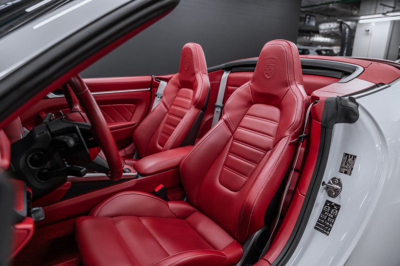 Porsche 911 Turbo S 2020