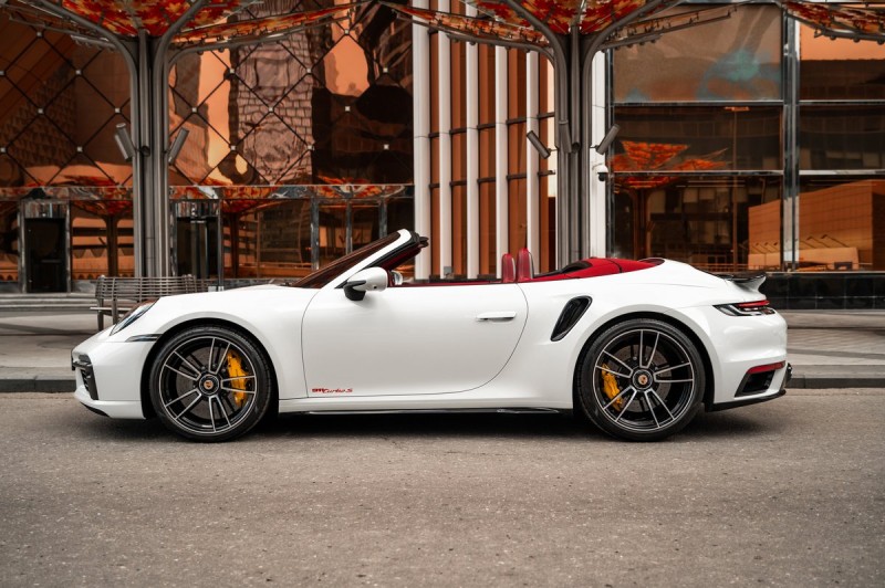 Porsche 911 Turbo S 2020