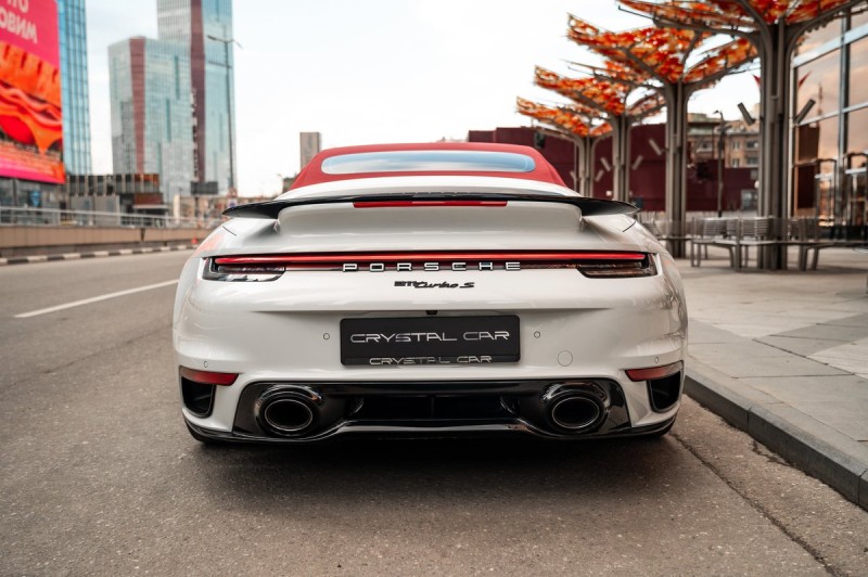 Porsche 911 Turbo S 2020