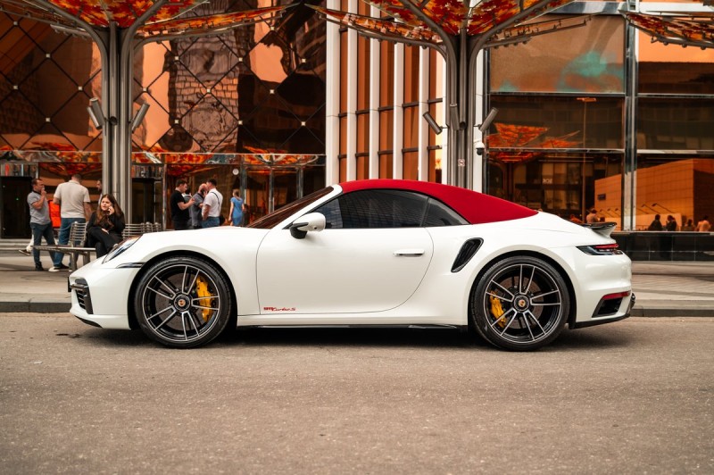 Porsche 911 Turbo S 2020