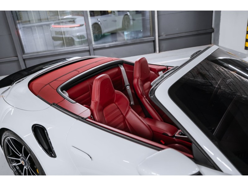 Porsche 911 Turbo S 2020