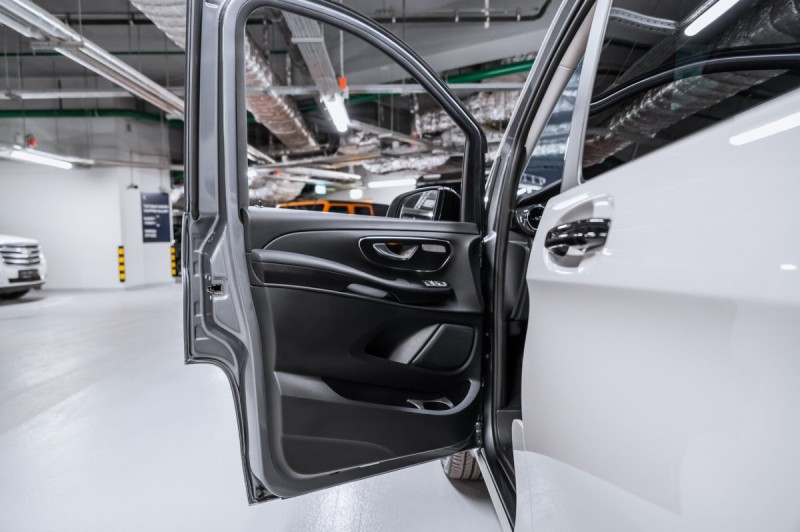 2023 Mercedes-Benz V-Класс
