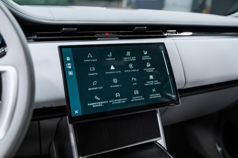 Land Rover Range Rover SV - 2025