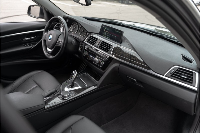 BMW 3 серия F30/F31 рестайлинг — 2017