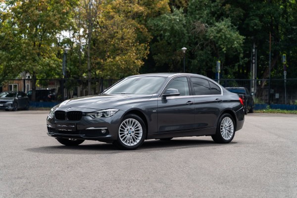 BMW 3 серия F30/F31 рестайлинг (2015—2020) Luxury Line - 2017