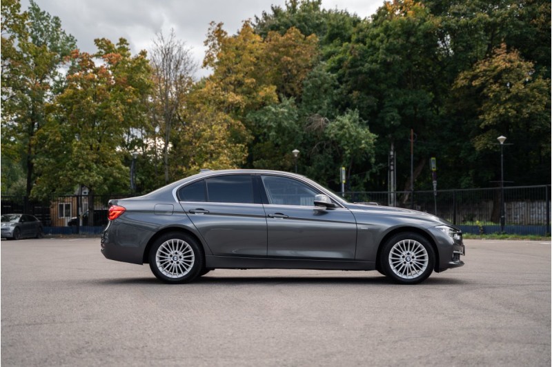 BMW 3 серия F30/F31 рестайлинг — 2017