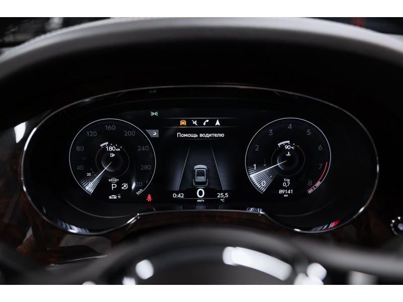 Bentley Bentayga  2021