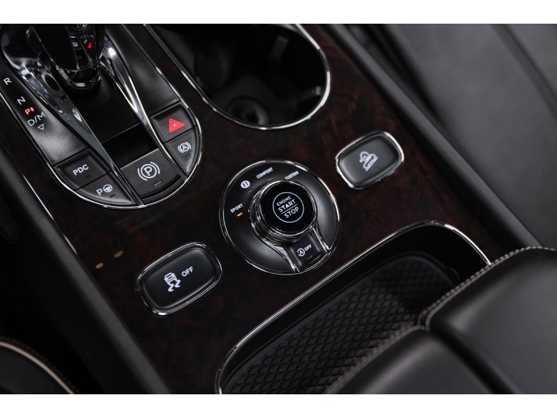 Bentley Bentayga  2021