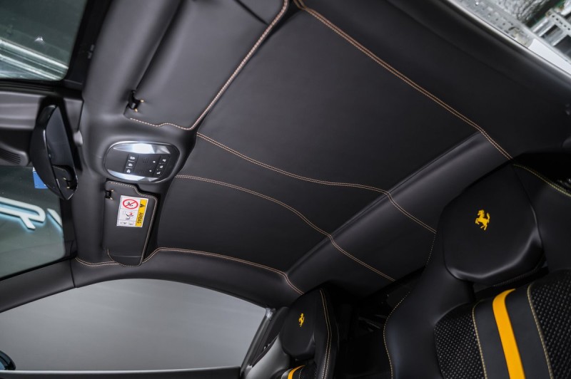 Ferrari F8 Individual 2021
