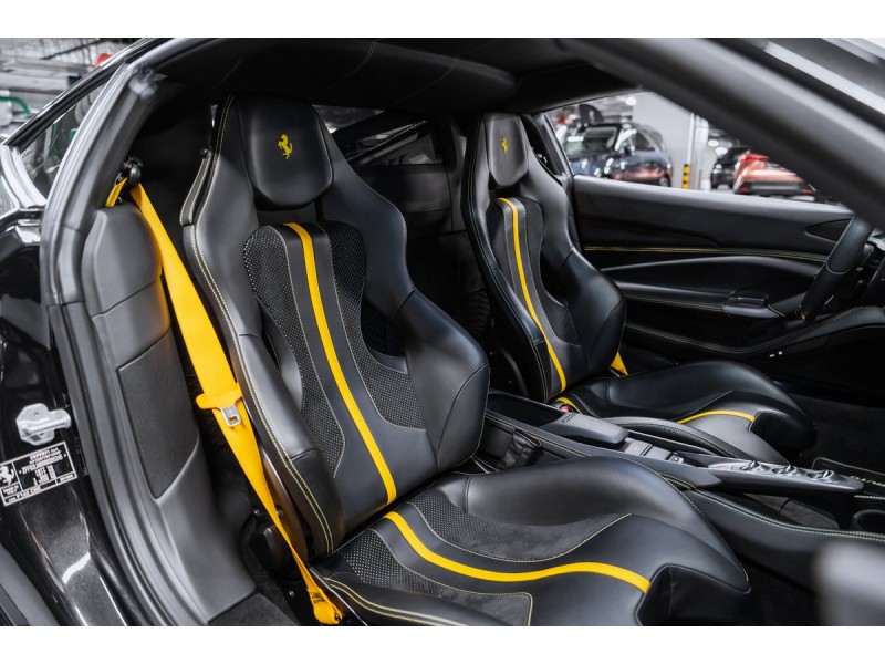 Ferrari F8 Individual 2021