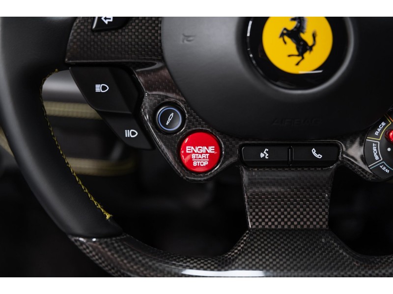 Ferrari F8 Individual 2021