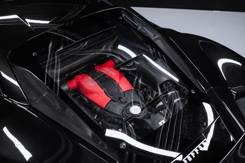 Ferrari F8 Individual 2021